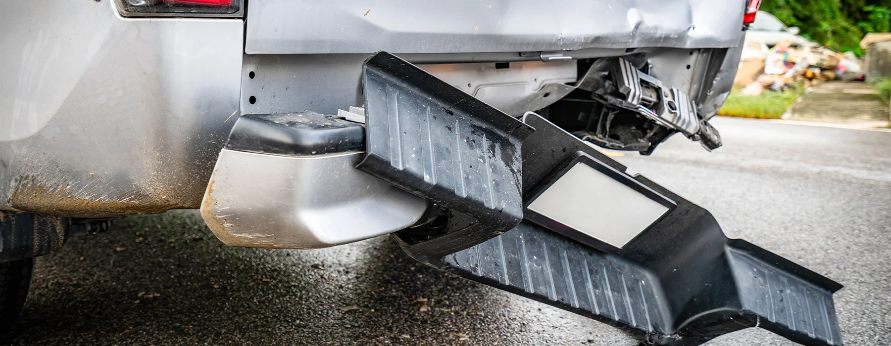 Rear-End Collision damage on truck in el paso, tx